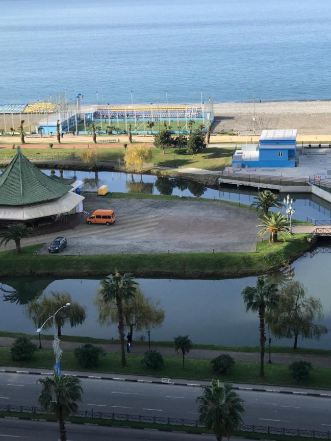 Батуми Центр , Апартаменты 2 Минуты Море Bagian luar foto